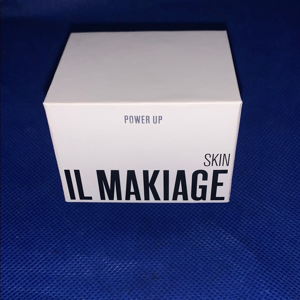 IL MAKIAGE White Moisturizer Skincare Essential